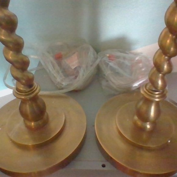 Visual Comfort - Picture 5 of 5